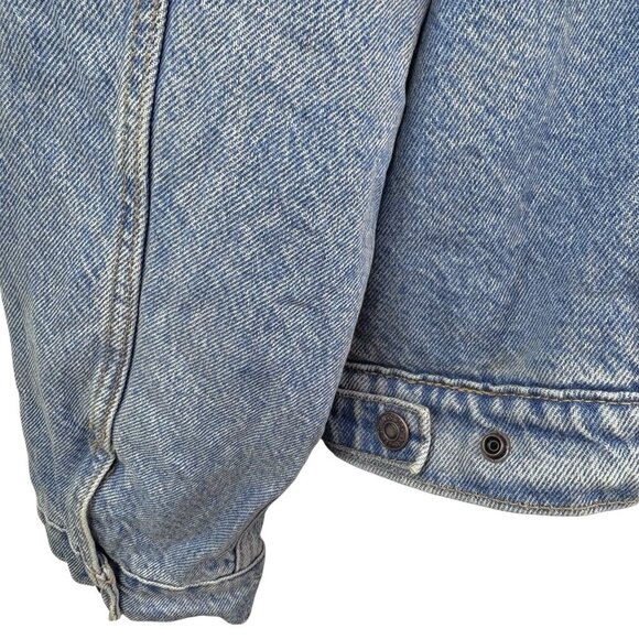 Y2K Levi's Trucker Denim Jean Jacket Sherpa Lined Blue Light Wash Women’s XL - Picture 7 of 13